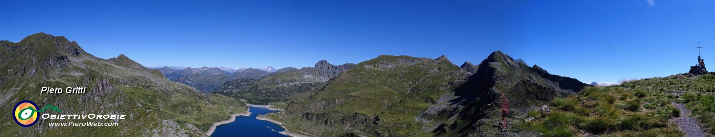 28 Panoramica da Cima di Mezzeno.jpg